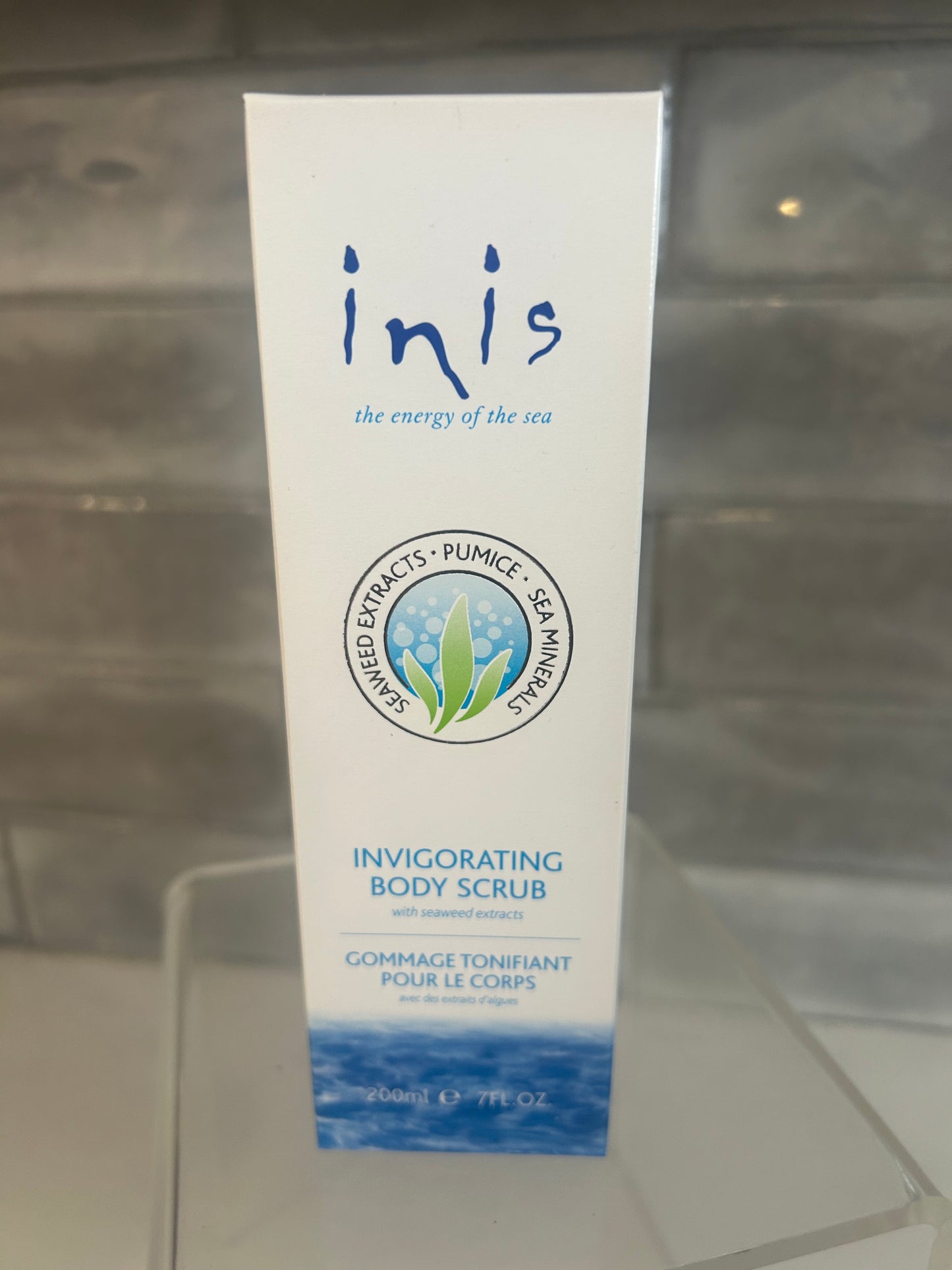 Inis Invigorating Body Scrub