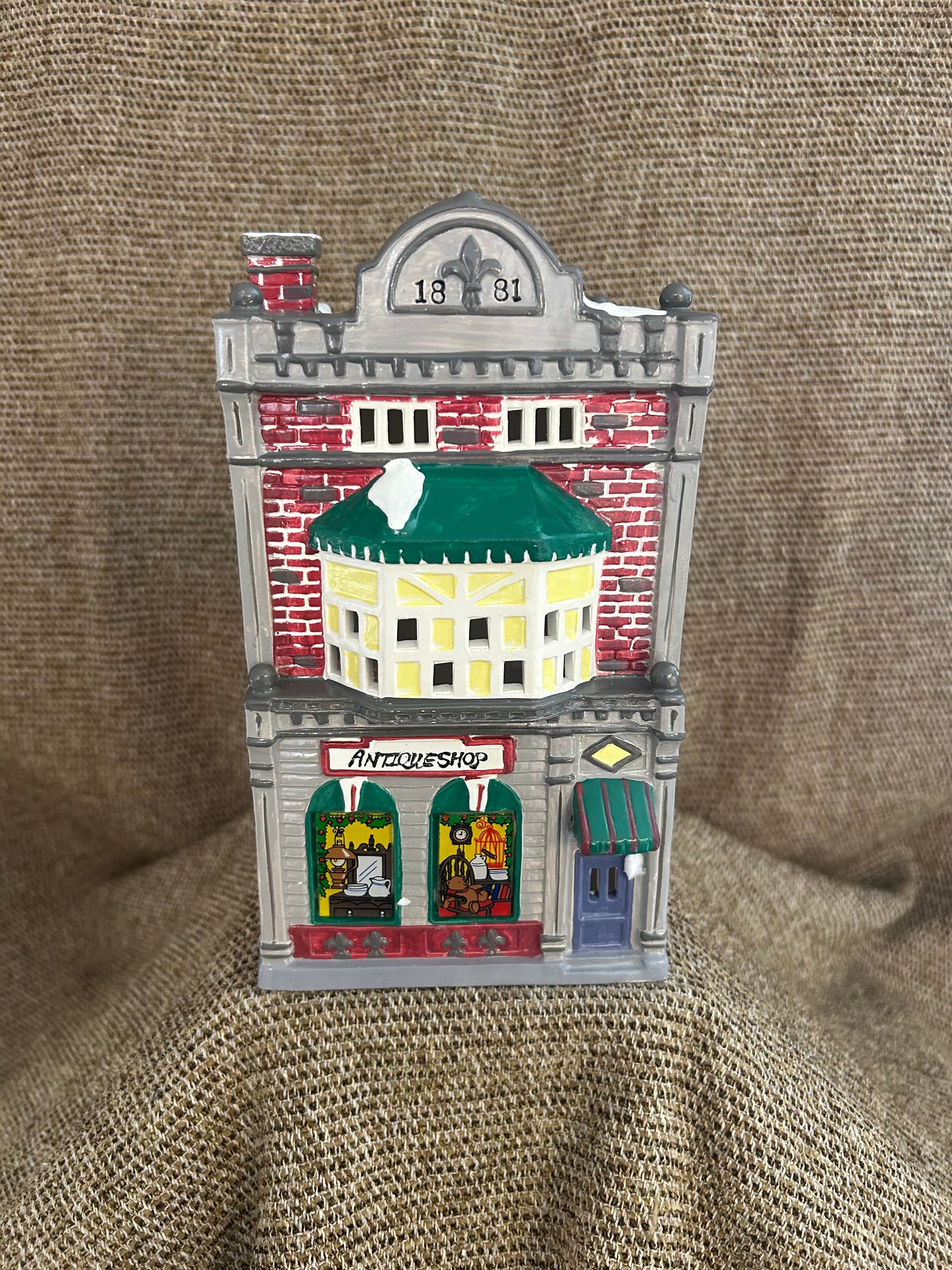 Cobblestone Antique Shop