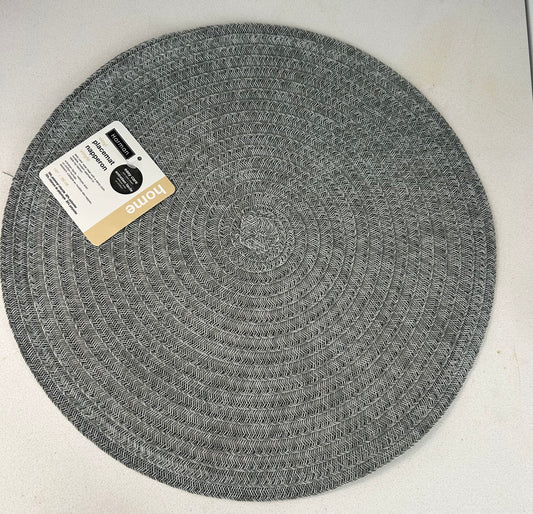 Round placemats